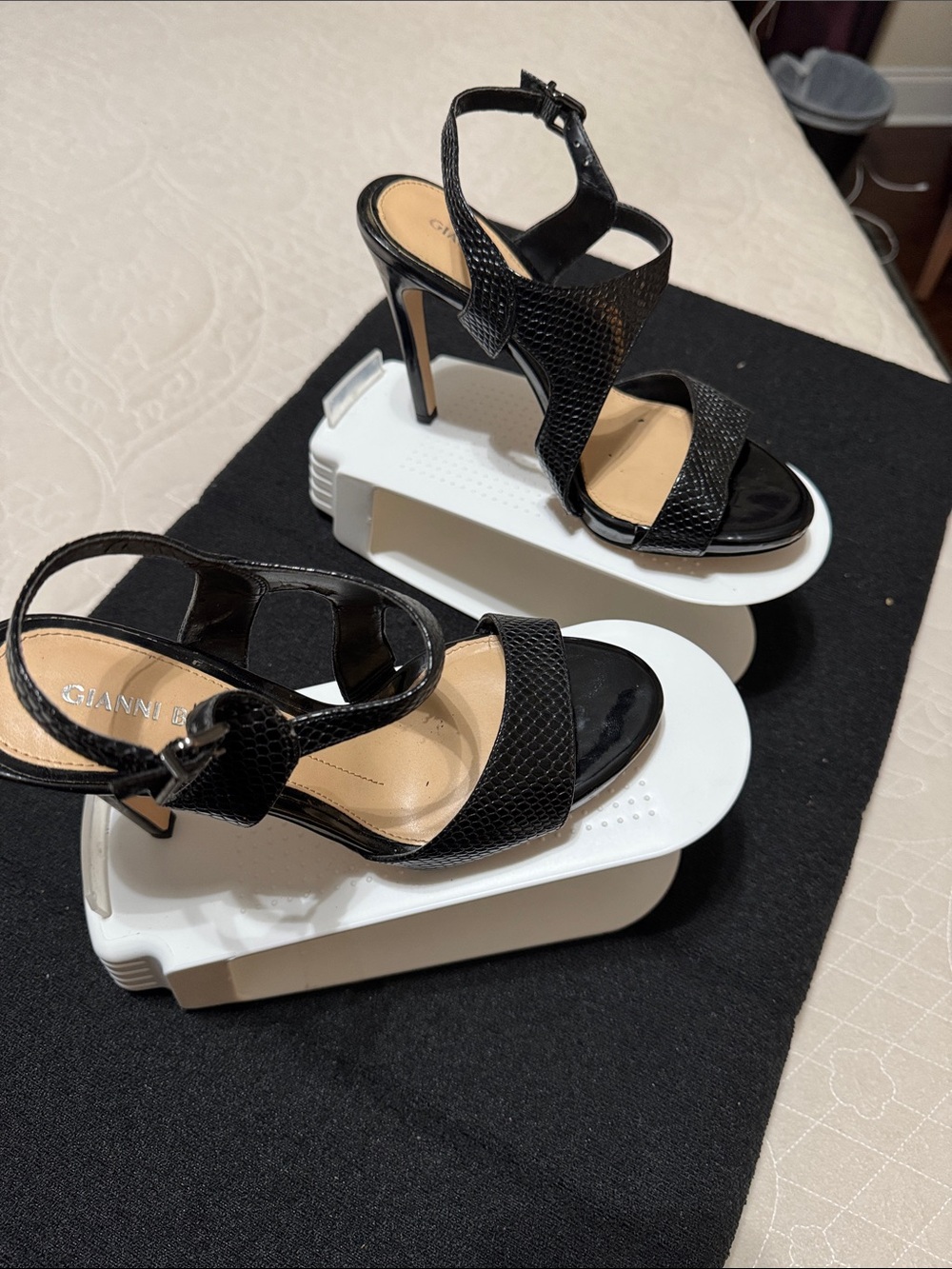 Gianni Bini Black Textured Strappy High Heel Sandals 8